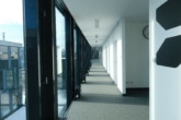 Titelbild - Modernes lichtdurchflutetes Büro mit flexibler Nutzung